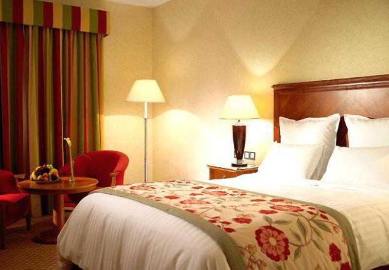 Hyatt Place West London Hayes Hayes  Room photo